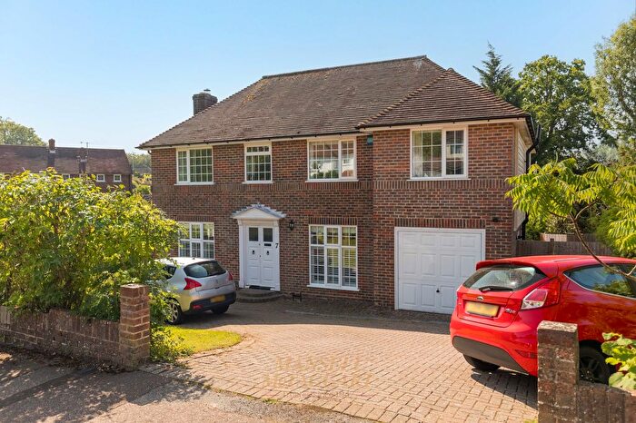 4 Bedroom Detached House For Sale In Hurst Farm Road, East Grinstead, RH19