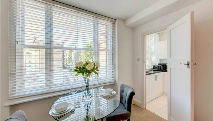 Studio To Rent In Hill Street, London, W1J