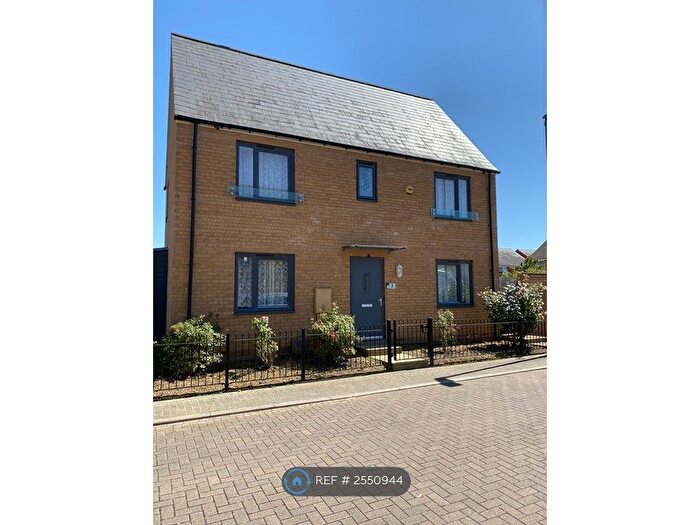 2 Bedroom Semi-Detached House To Rent In Pathia Close, Milton Keynes, MK10