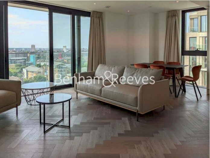 2 Bedroom Flat To Rent In Gauging Square, Wapping, E1W