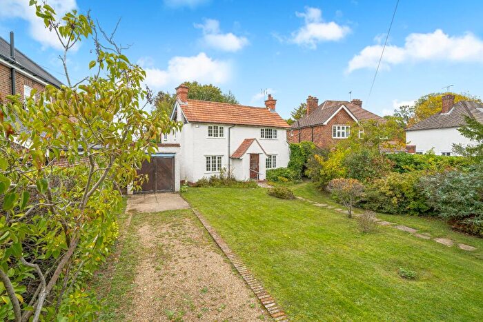 4 Bedroom Detached House For Sale In Orchard Road, Burpham, Guildford, Surrey, GU4