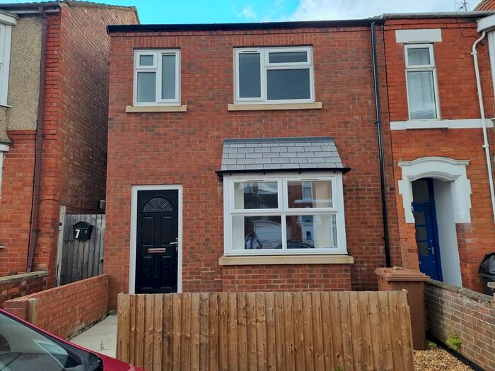 1 Bedroom Flat To Rent In Albert Road, Wellingborough, Northamptonshire., NN8