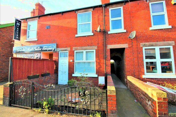 2 Bedroom Terraced House To Rent In Robin Lane, Sheffield, S20