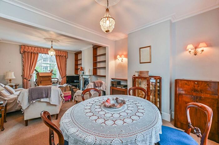 3 Bedroom Terraced House For Sale In Claylands Road, Oval, London, SW8