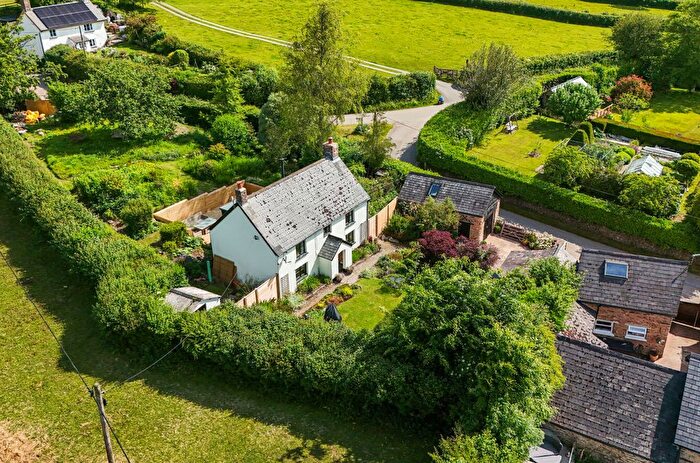 2 Bedroom Detached House For Sale In Skilgate, Taunton, Somerset, TA4