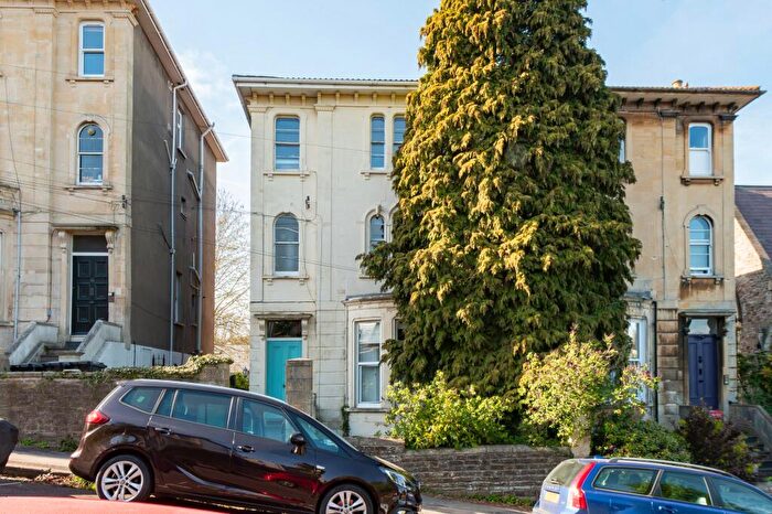 1 Bedroom Flat For Sale In Elmgrove Road, Redland, BS6