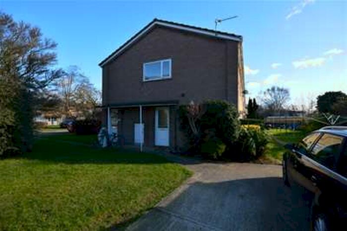 2 Bedroom Flat To Rent In Cherry Close, Milton, CB24