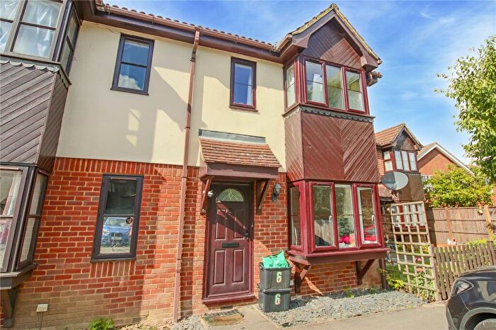 1 Bedroom Terraced House To Rent In Orchard Close, Wokingham, Berkshire, RG40