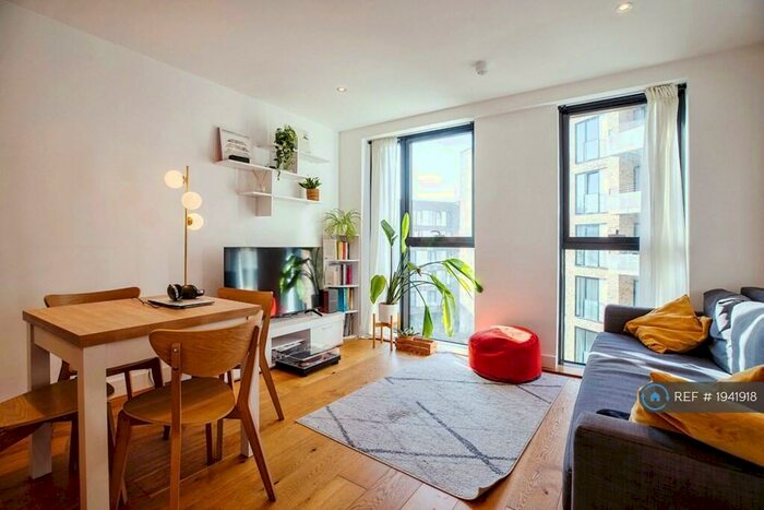 1 Bedroom Flat To Rent In City Mill Apartments, London, E8