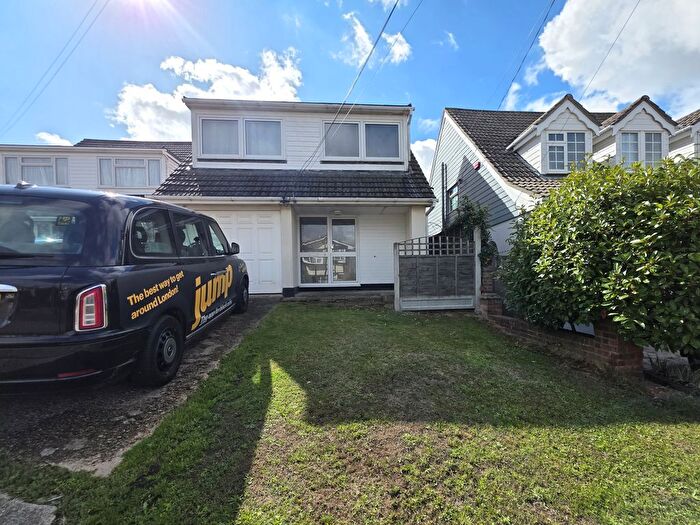 4 Bedroom Detached House To Rent In Langford Crescent, Benfleet, SS7