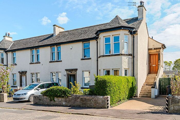 3 Bedroom Flat For Sale In Meggetland Terrace, Edinburgh, EH14