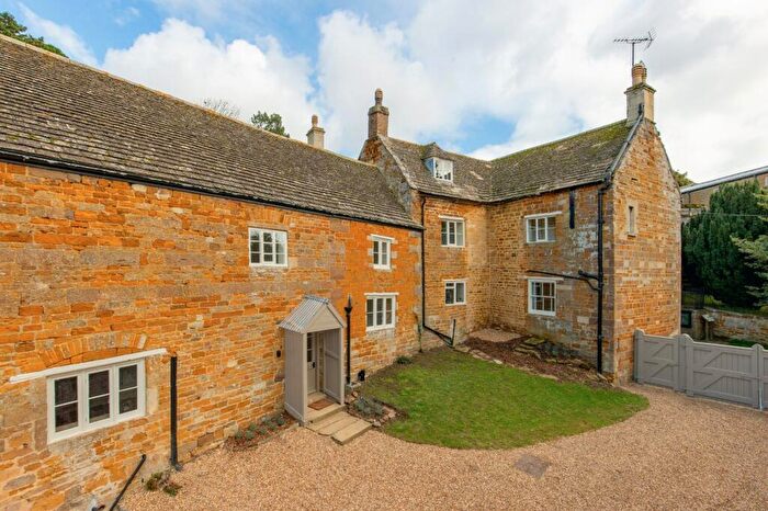 Detached House To Rent In Main Street, Stoke Dry, LE15