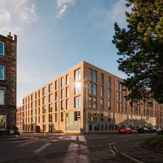 3 Bedroom Town House To Rent In PLATFORM_ In Edinburgh, EH6