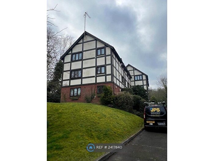 2 Bedroom Flat To Rent In Gables Lodge, Barnet, EN4