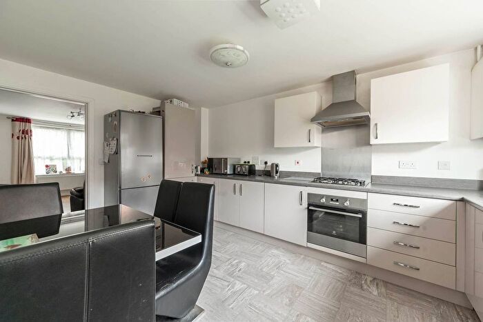 3 Bedroom Semi Detached House For Sale In Hubert Crescent, Bushey, WD23