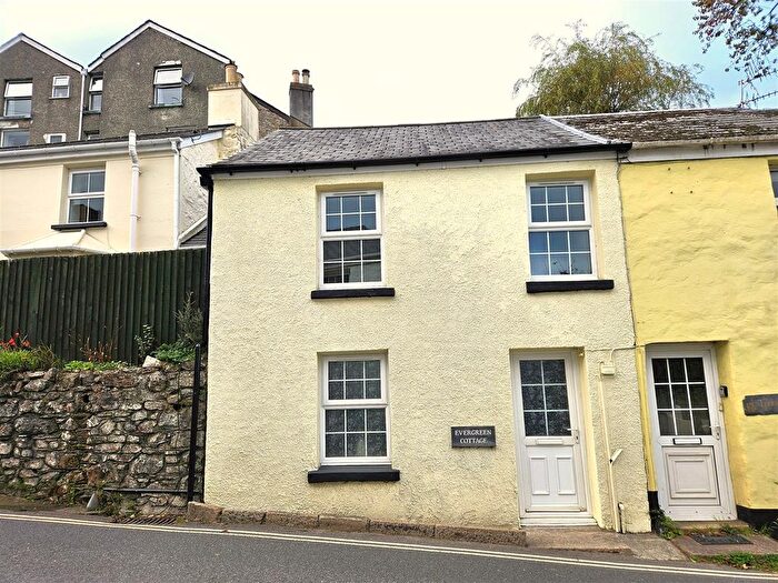 3 Bedroom Cottage For Sale In Newbridge Hill, Gunnislake, PL18