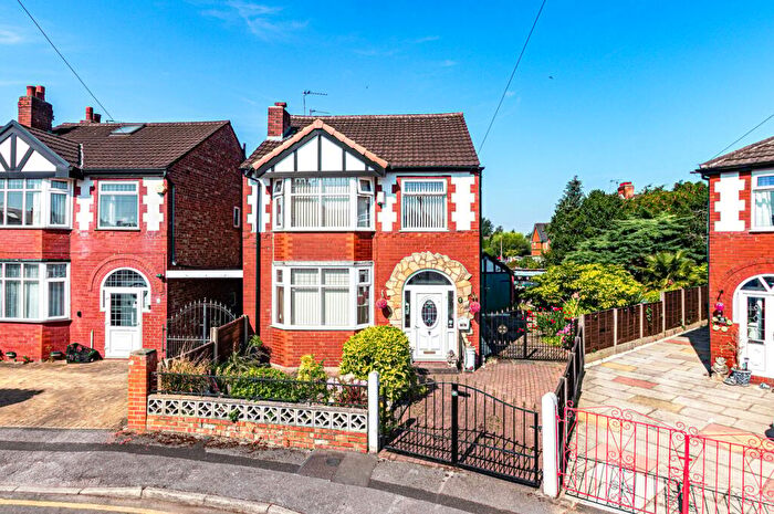 3 Bedroom Detached House For Sale In Royal Avenue, Urmston, Manchester, M41