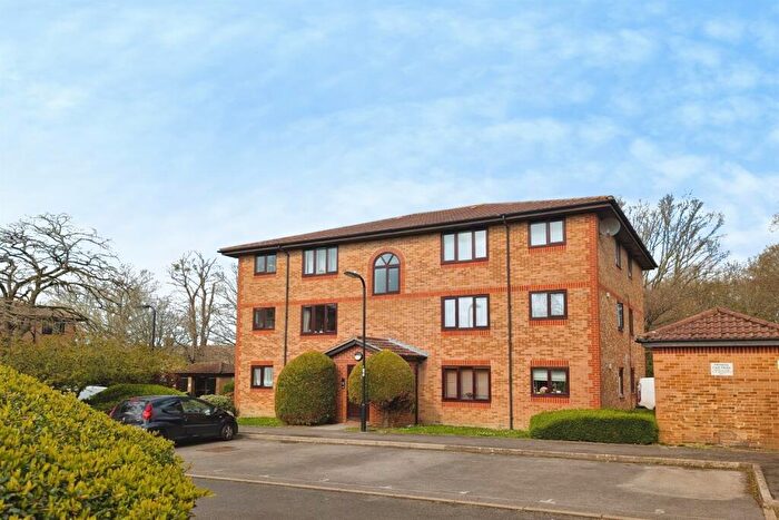 1 Bedroom Flat To Rent In Kern Close, SO16