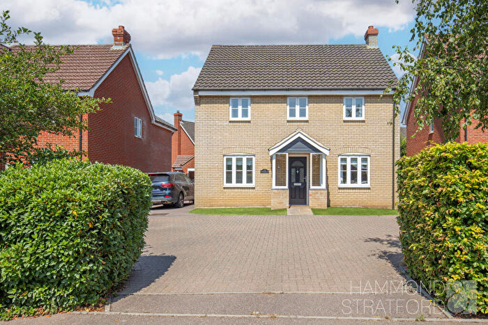 4 Bedroom Detached House For Sale In Dereham Road, Easton, NR9