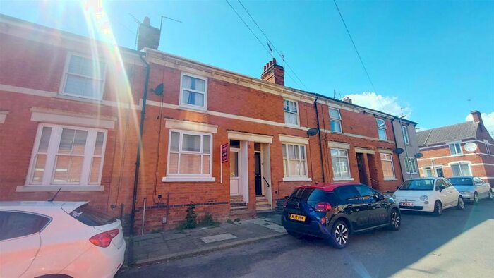 3 Bedroom Terraced House To Rent In Gordon Street, Kettering, NN16