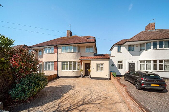 4 Bedroom Semi Detached House For Sale In Domonic Drive, New Eltham, London, SE9