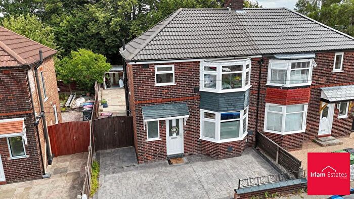 3 Bedroom Semi-Detached House For Sale In Wilfred Road, Eccles, M30
