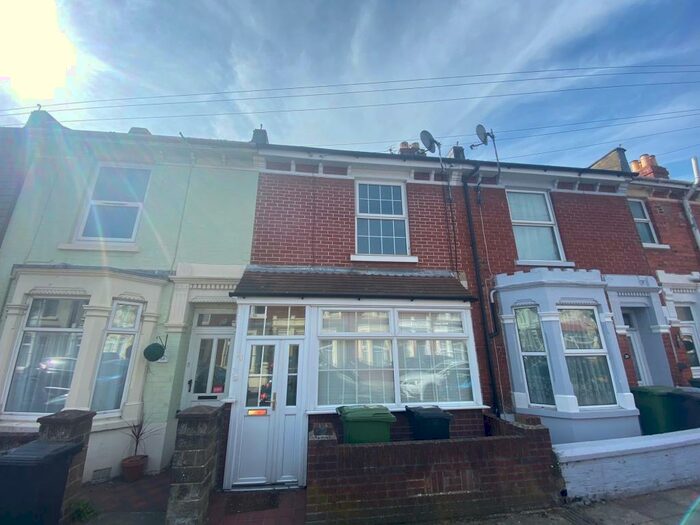 3 Bedroom House To Rent In Epworth Road, Portsmouth, PO2