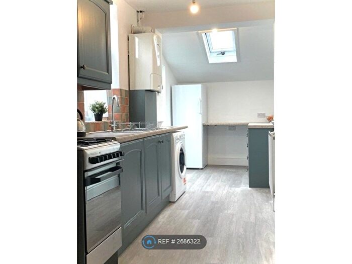 3 Bedroom Semi-Detached House To Rent In Alan Road, Manchester, M20