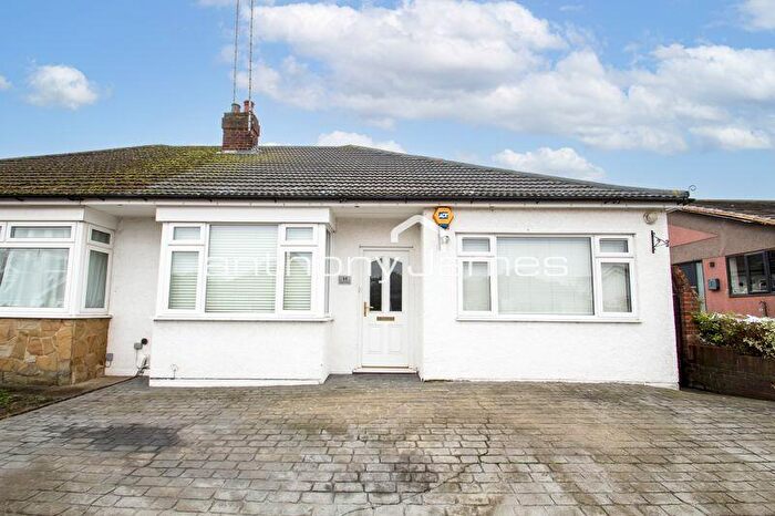 3 Bedroom Semi-Detached Bungalow To Rent In Christchurch Avenue, Erith, DA8