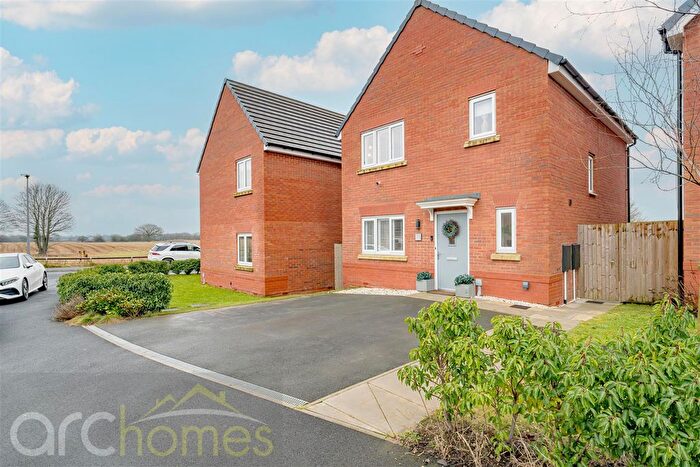 3 Bedroom Detached House For Sale In Bettison Avenue, Leigh, WN7