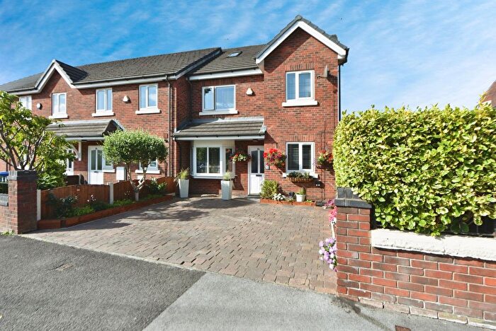 4 Bedroom Mews For Sale In Campbell Road, Swinton, Manchester, Greater Manchester, M27
