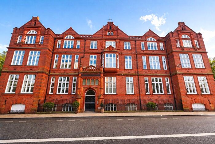 2 Bedroom Apartment For Sale In Great Moor Street, Bolton, BL1