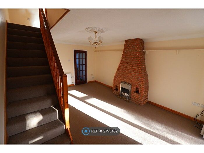 2 Bedroom Semi Detached House To Rent In Hurrell Road, Great Yarmouth, NR30