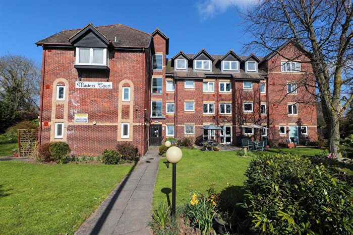 1 Bedroom Block Of Apartments For Sale In Wood Lane, Ruislip, HA4