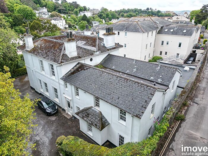 1 Bedroom Flat For Sale In Glenallon, Old Torwood Road, Torquay, TQ1