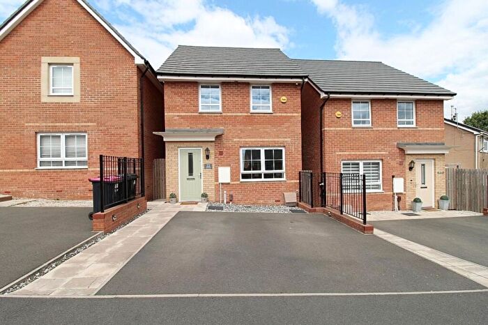 3 Bedroom Detached House For Sale In Treeton Way, Catcliffe, Rotherham, S60