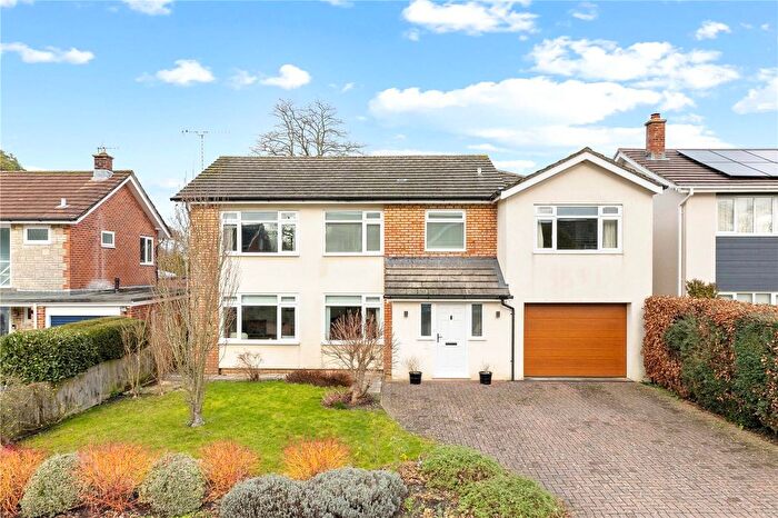 5 Bedroom Detached House For Sale In Russell Way, Petersfield, Hampshire, GU31