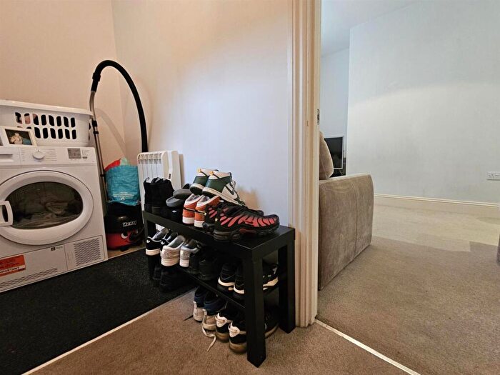 1 Bedroom Apartment For Sale In Albion House, Southgate Street, Gloucester, GL1