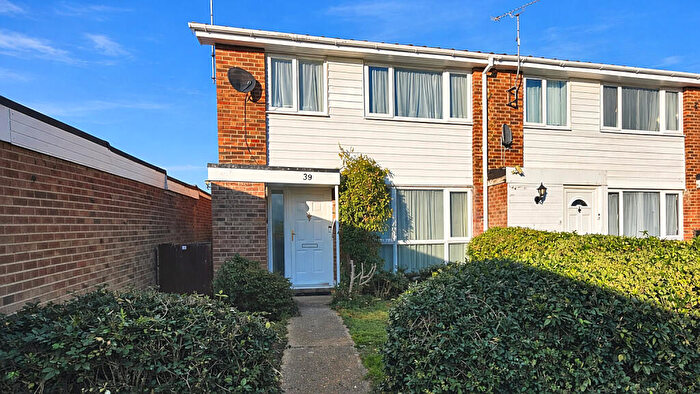 3 Bedroom Semi Detached House For Sale In Cornwall Road, Herne Bay, CT6