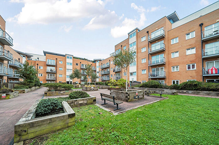2 Bedroom Apartment For Sale In Whitestone Way, Croydon, CR0