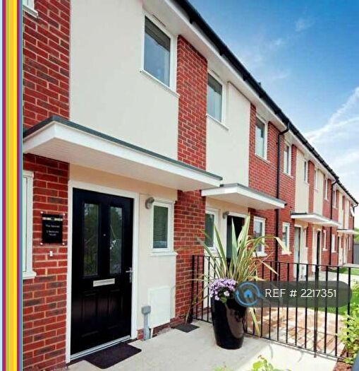2 Bedroom End Of Terrace House To Rent In Deveron Drive, Reading, RG30