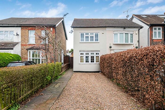 3 Bedroom Semi Detached House For Sale In Ringstead Road, Sutton, SM1