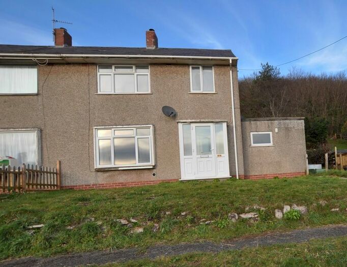 3 Bedroom Semi-Detached House For Sale In Wood End, Pendine, Carmarthen, SA33