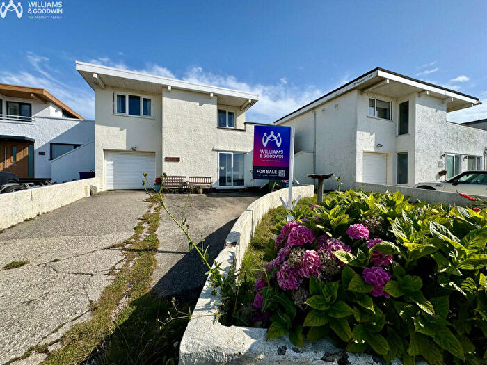 3 Bedroom Detached House For Sale In Ravenspoint (Estate), Trearddur Bay, LL65