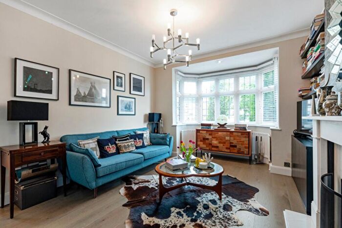 4 Bedroom Semi Detached House For Sale In Woodhill Crescent, Harrow, HA3
