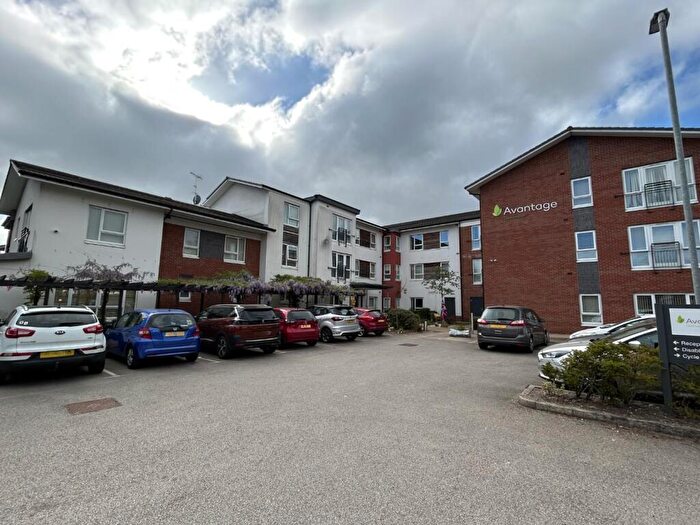 2 Bedroom Apartment For Sale In Oakmere, Handforth, SK9