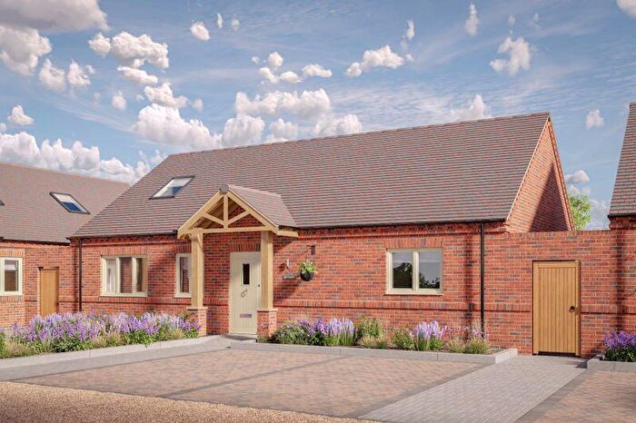 2 Bedroom Bungalow For Sale In Cakebole Lane, Chaddesley Corbett, DY10