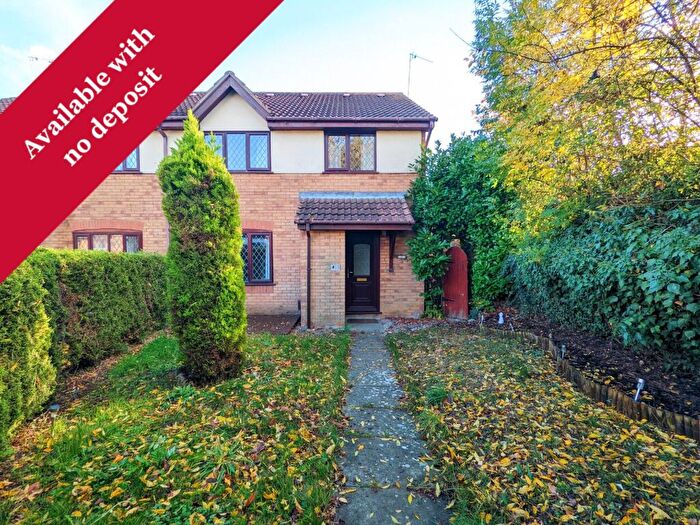 2 Bedroom Town House To Rent In The Chase, Ropsley, NG33