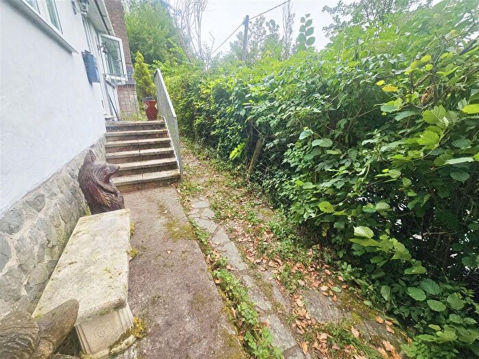 4 Bedroom Detached Bungalow For Sale In Knucklas Road, Knighton, LD7