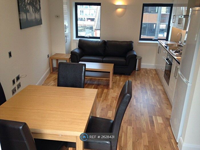 3 Bedroom Flat To Rent In Station Road, Harrow, HA1